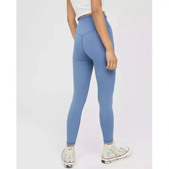 Offline By Aerie Extra High Waist Ruffle Real Me Crossover 7/8 Leggings - Picture 2 of 7